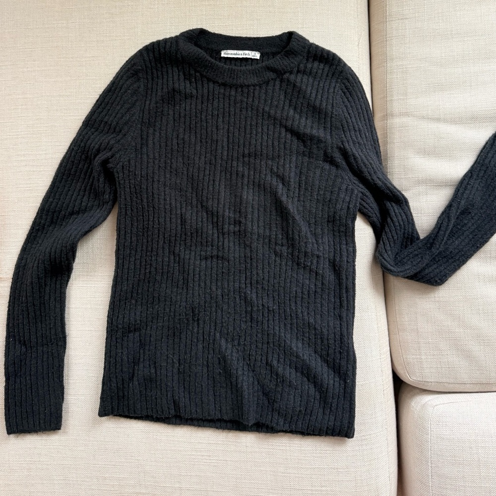 Abercrombie & Fitch Black Ribbed Crewneck Sweater